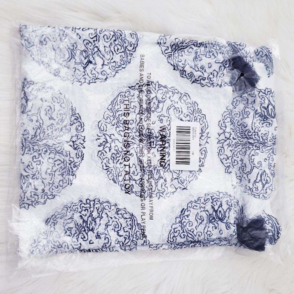 Chicos Crushed Texture Medallion Top - Picture 5 of 5